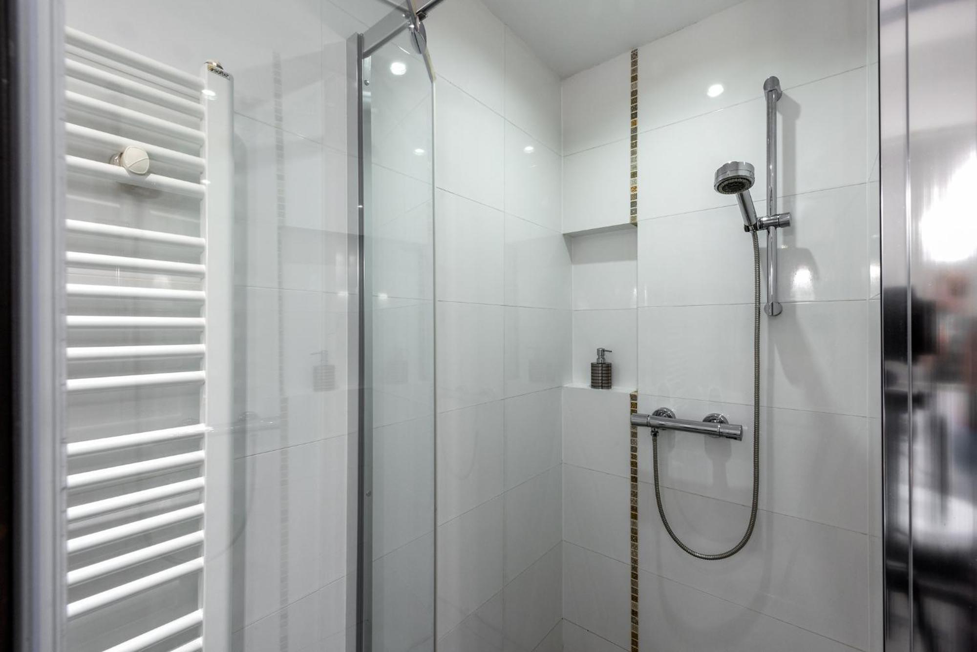 Apartamenty-Wroc Golden House Βρότσλαβ Δωμάτιο φωτογραφία